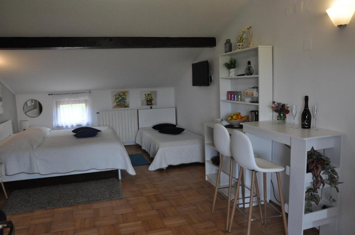Guest House Most - Housity