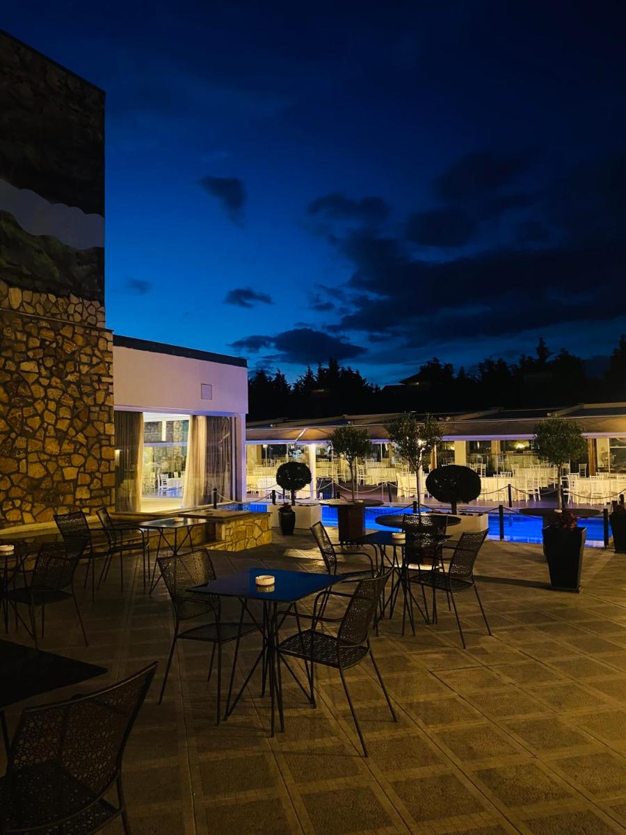 Hotel Cezaria - Housity