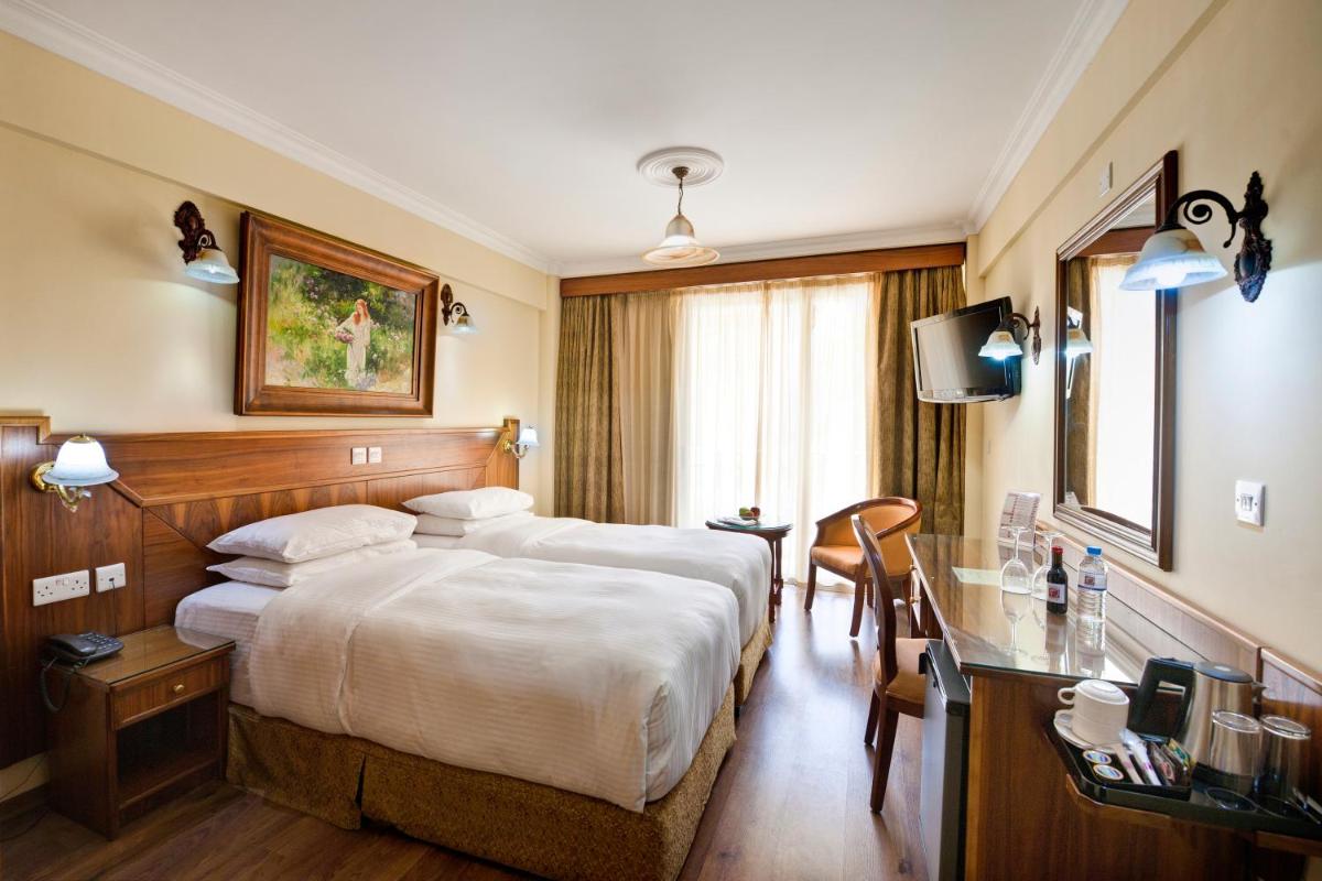 Suitetrails - Semeli Hotel