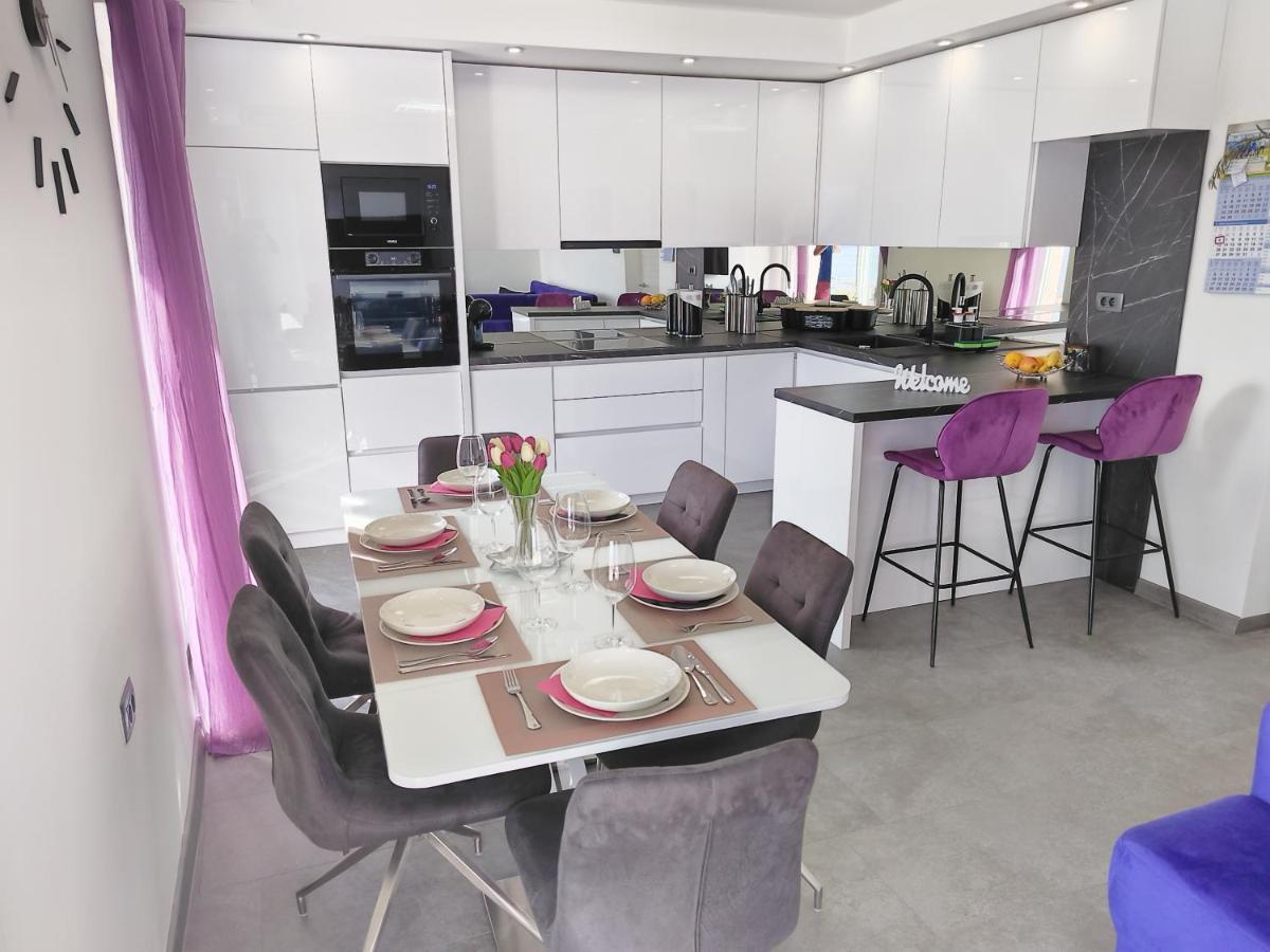 Apartman Pako i Ivano - Housity