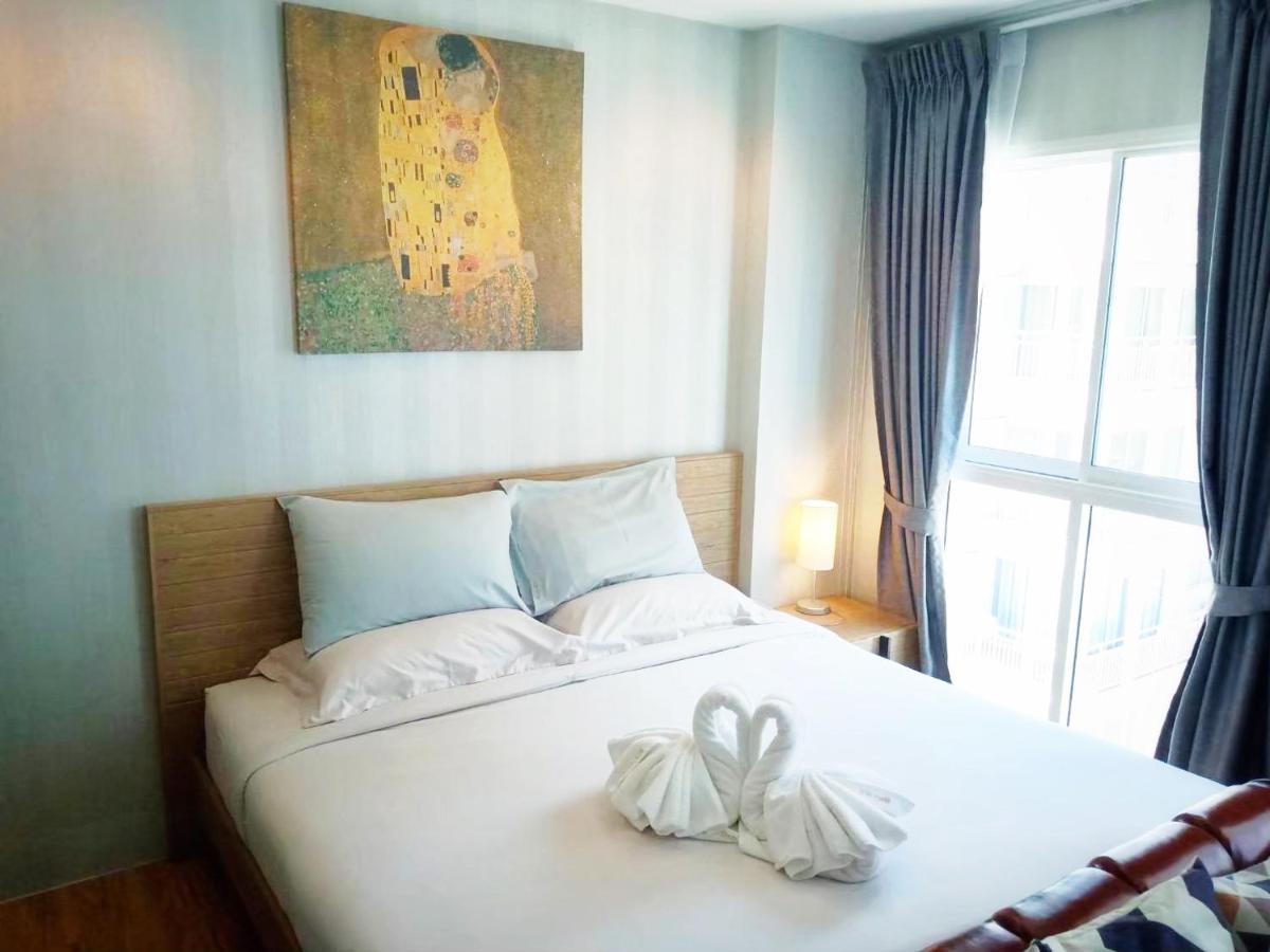 Grand Blue Condominium by Mary - Housity