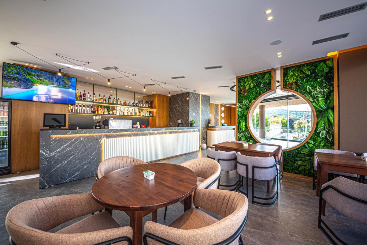 Nobbu Hotel Ksamil - Housity