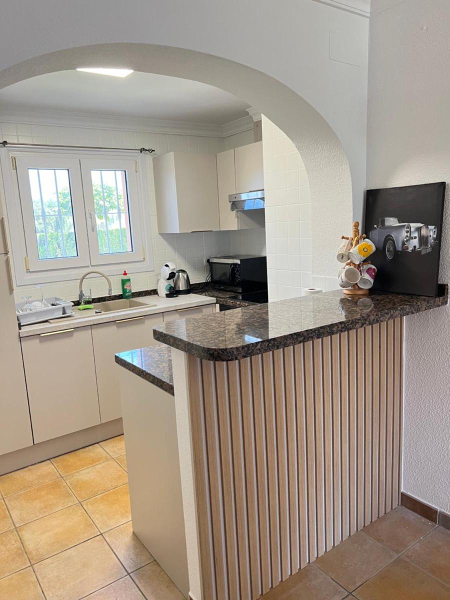 Apartment Sevilla III Golf ,big pool and seaside - Housity