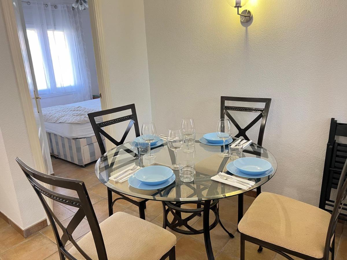 Apartment Sevilla III Golf ,big pool and seaside - Housity