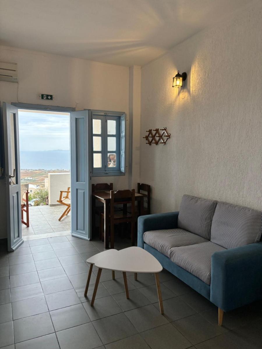 Sunset Paradise Oia - Housity