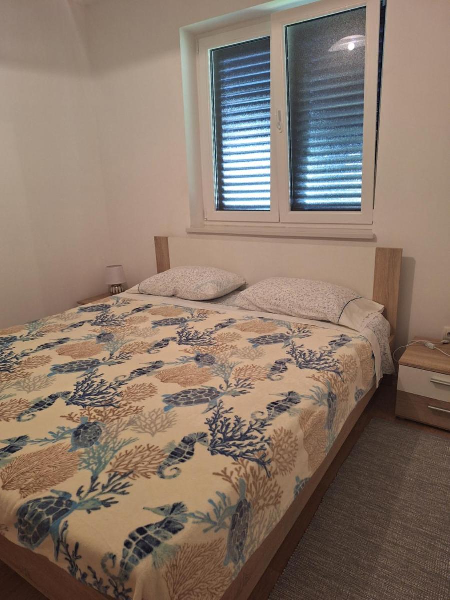 App Dalia Losinj - Housity