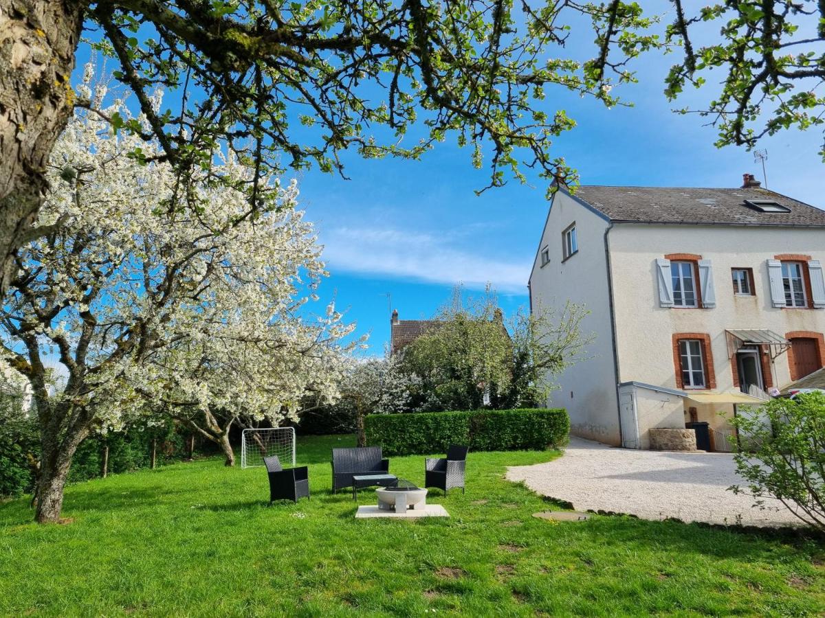 Grande Villa familiale Maison La Mirabelle Saulieu - Housity