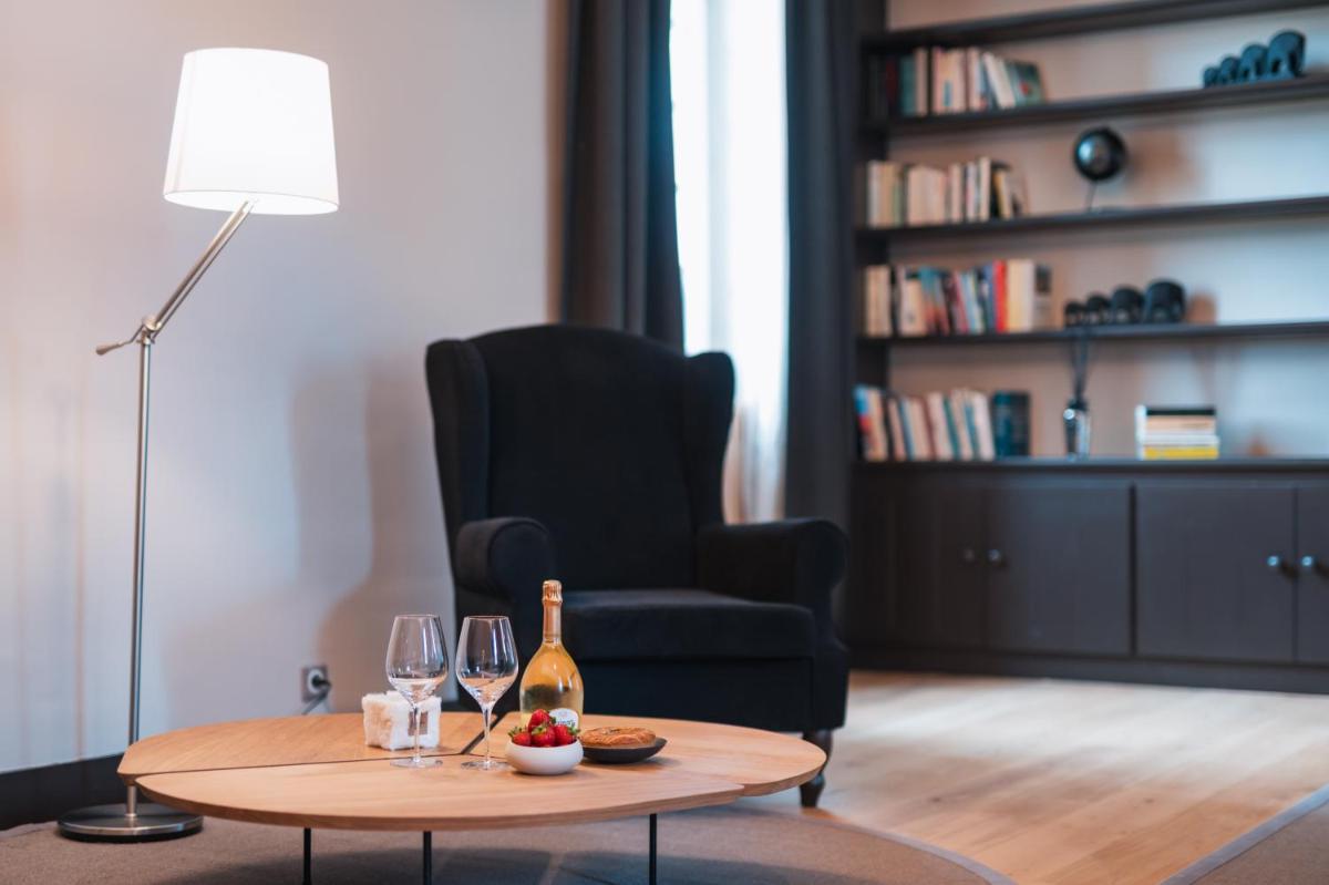 Boissons dans l'établissement Le Monastère de Saint Mont Hôtel & Spa