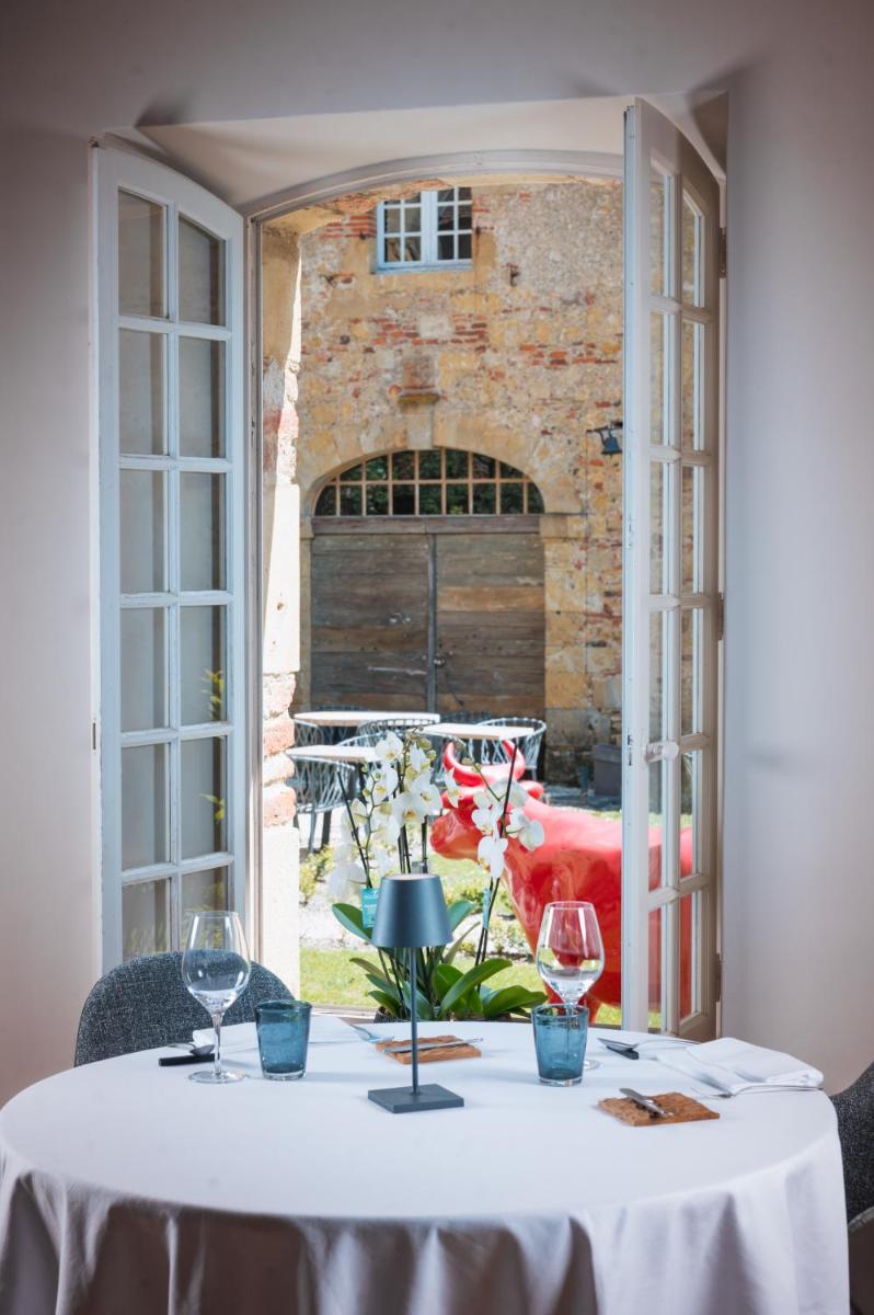 Boissons dans l'établissement Le Monastère de Saint Mont Hôtel & Spa