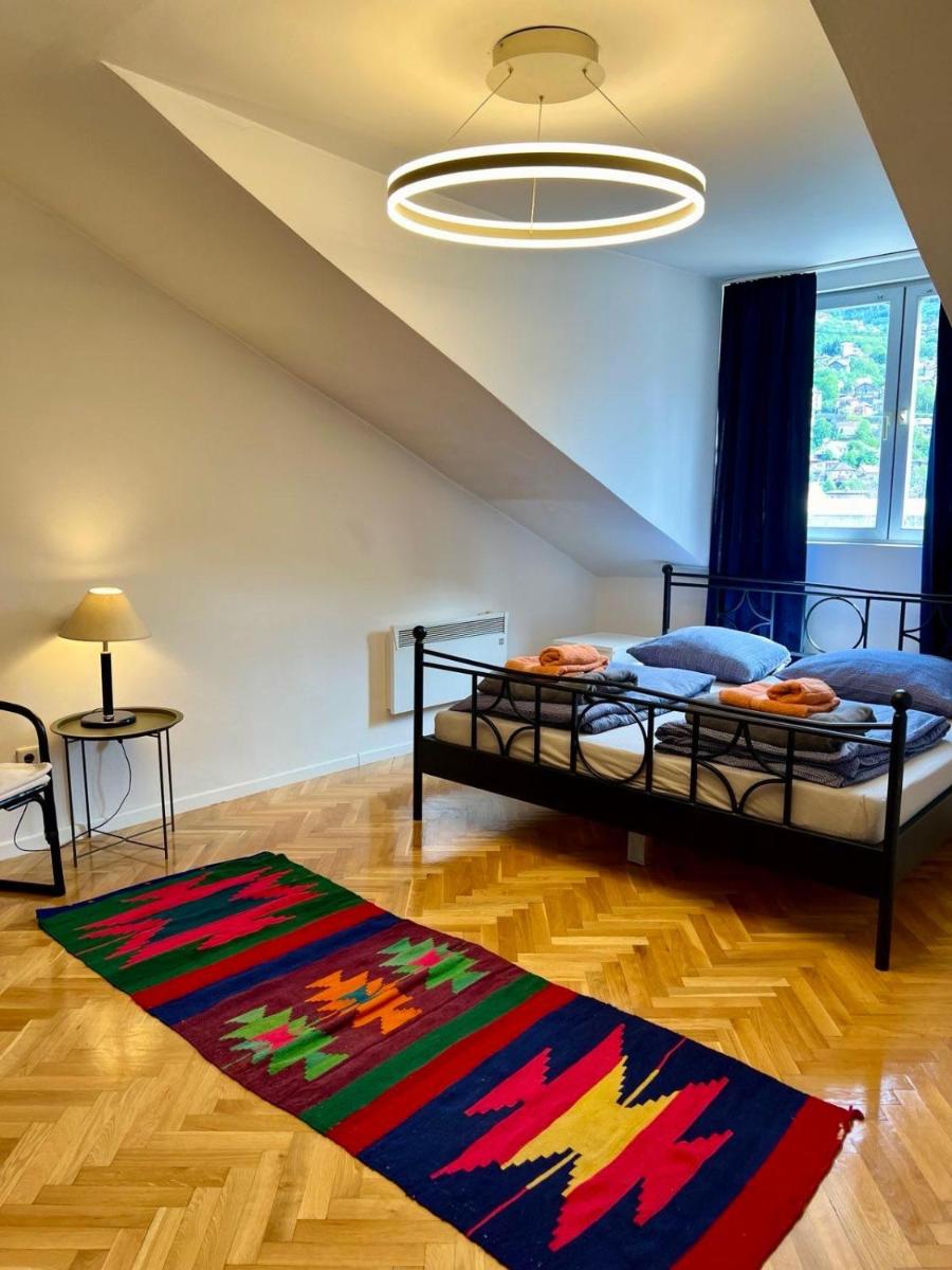 Suitetrails - Modern Loft in the Heart of City