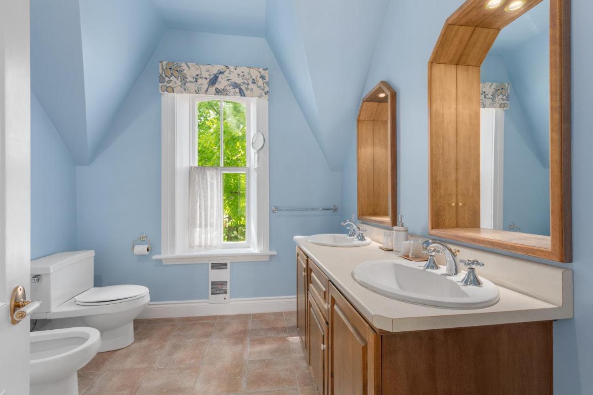 Manoir Sweetsburg - Housity