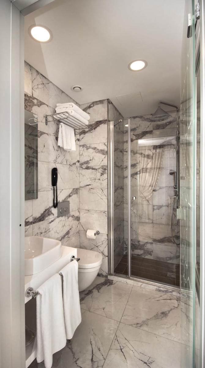 Istanbul Town Hotel - Housity