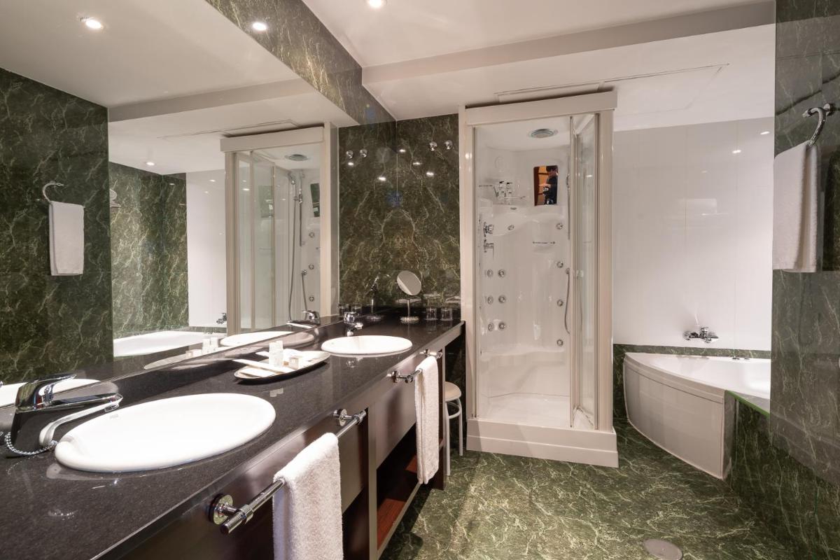 Hotel Attica21 Las Rozas - Housity