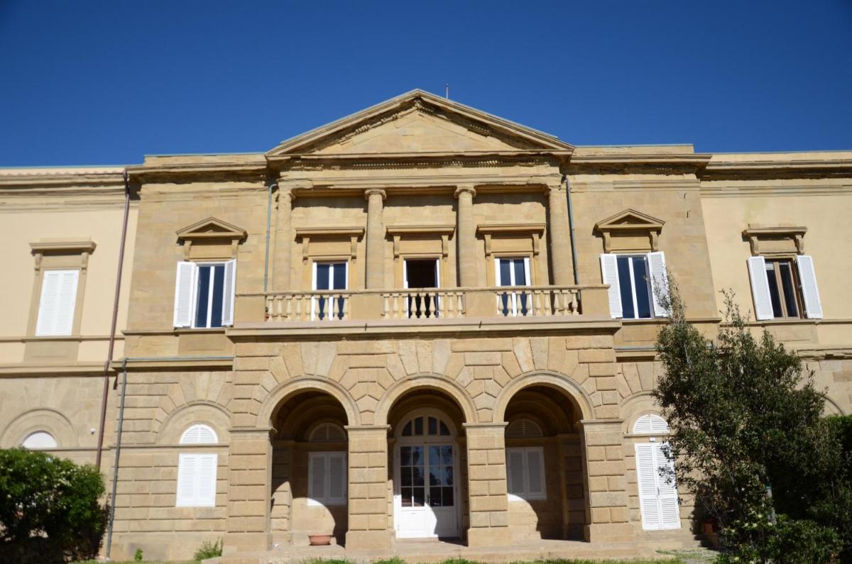 Villa Anselmi - ARTEINDIRETTA - Hizvo