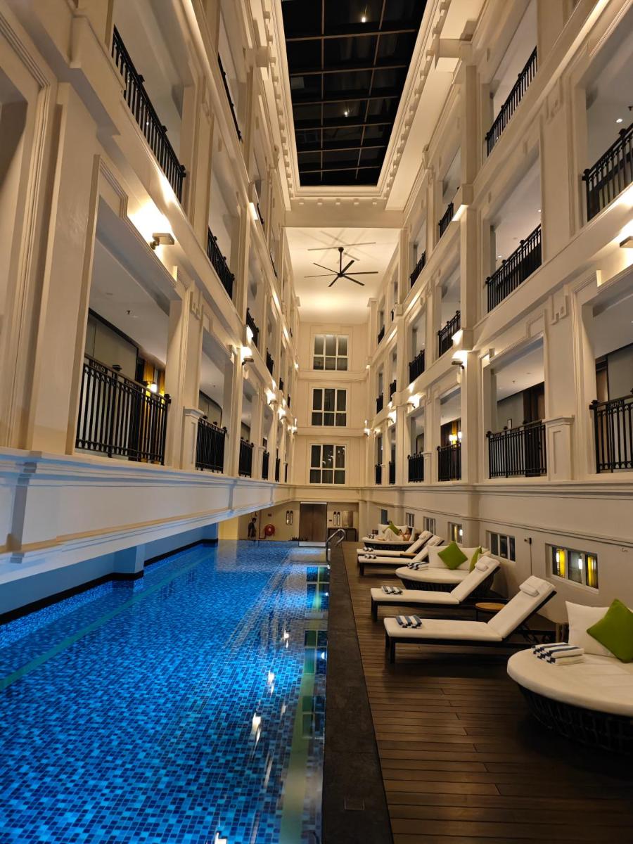 The George Penang by The Crest Collection - Housity
