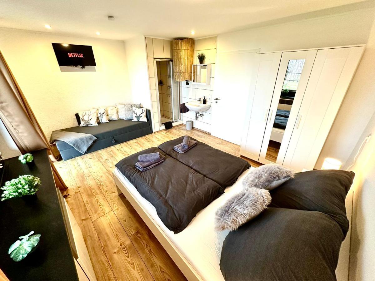 Gemütliches Alpenblick BERG-Bungalow + großer GARTEN + NETFLIX! - Housity