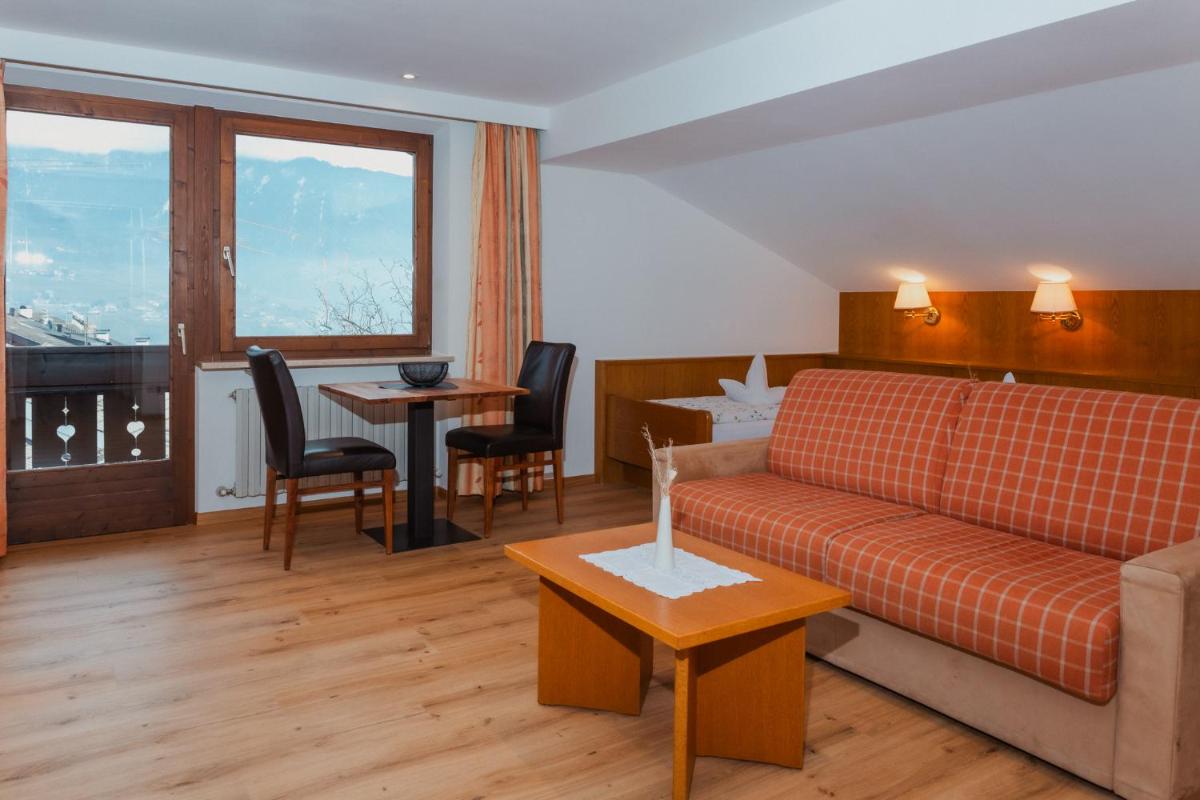 Pension Lafod - Housity