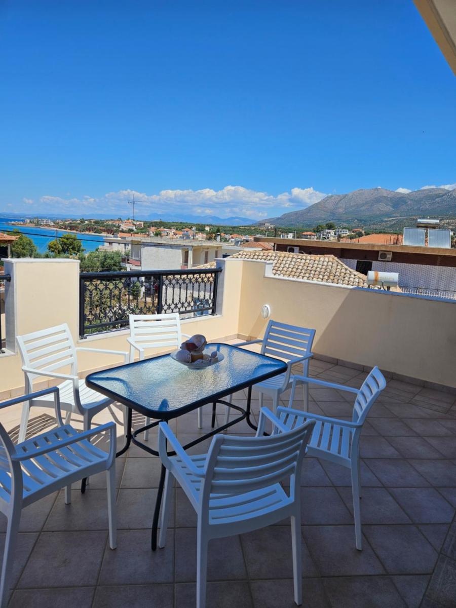 Mary's luxury apartment Elaia. - Housity