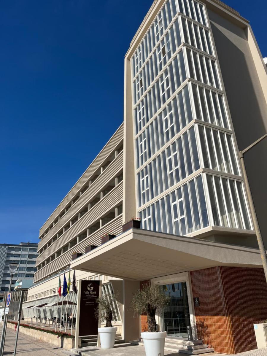 O edifício onde o hotel está situado