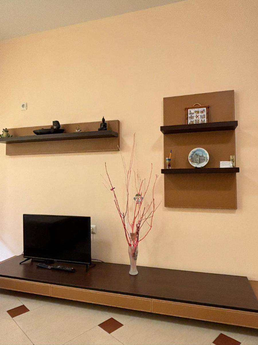 Студио Бургас 2 - Housity