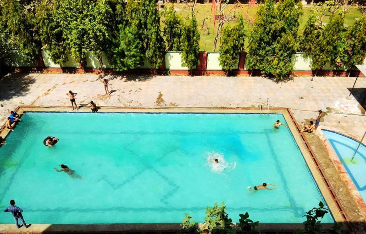 Kenth Hari Resort Dhaulpur by ShriGo Hotels - Housity