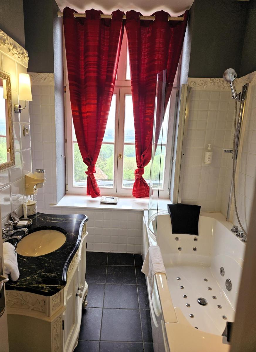 Salle de bains dans l'établissement Châtellerie De Schoebeque