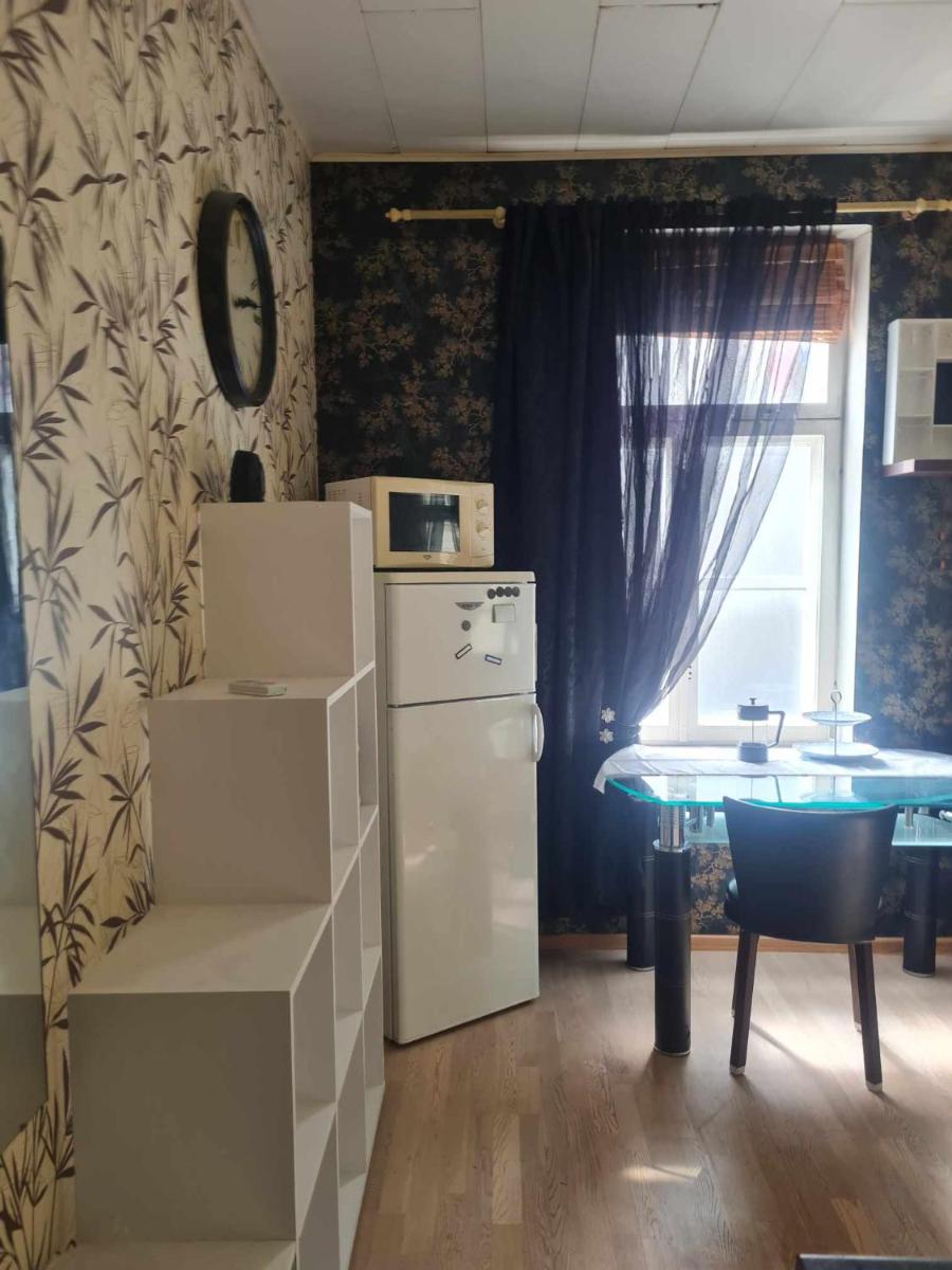 Romantic getaway in historic wooden house - Housity