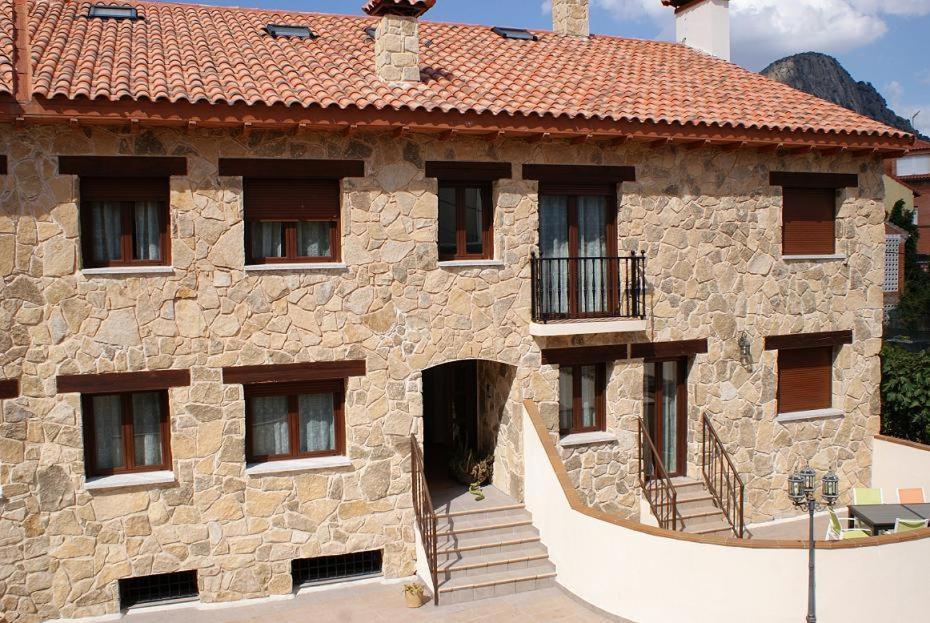 Alojamientos Botica Rural - Housity