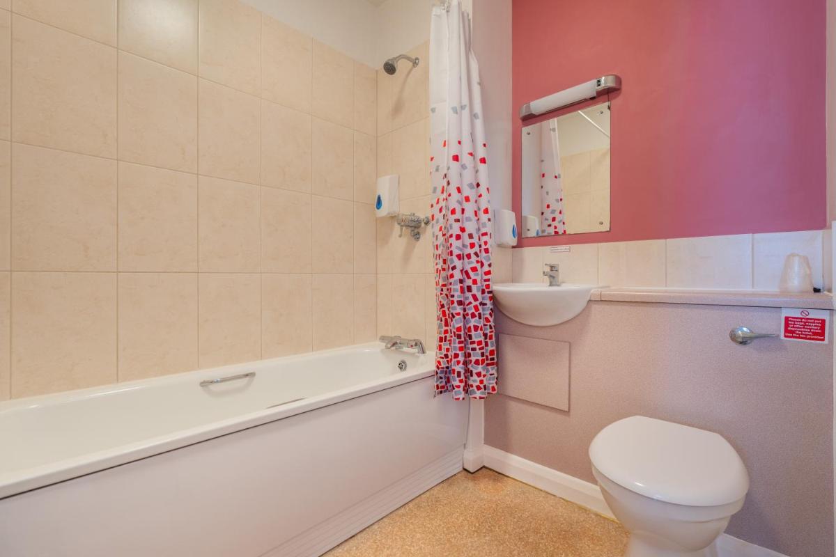 Wookey Hole Hotel - Housity