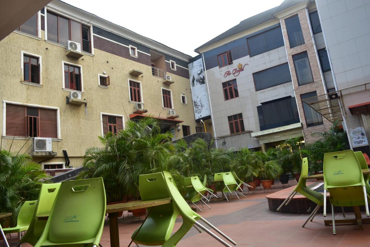 Suitetrails - Airoyal Hotel and Suites