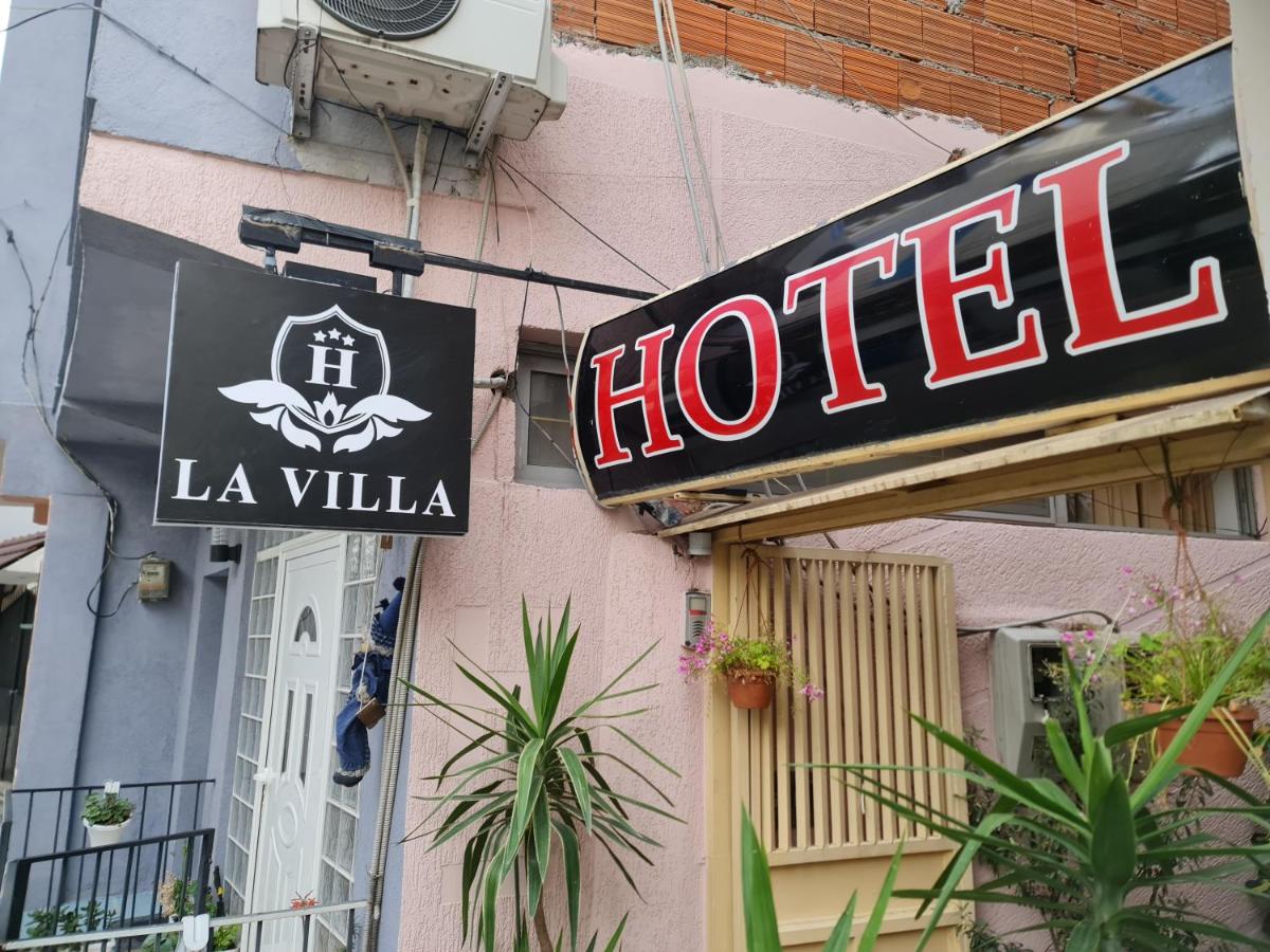 Hotel La Villa - Housity
