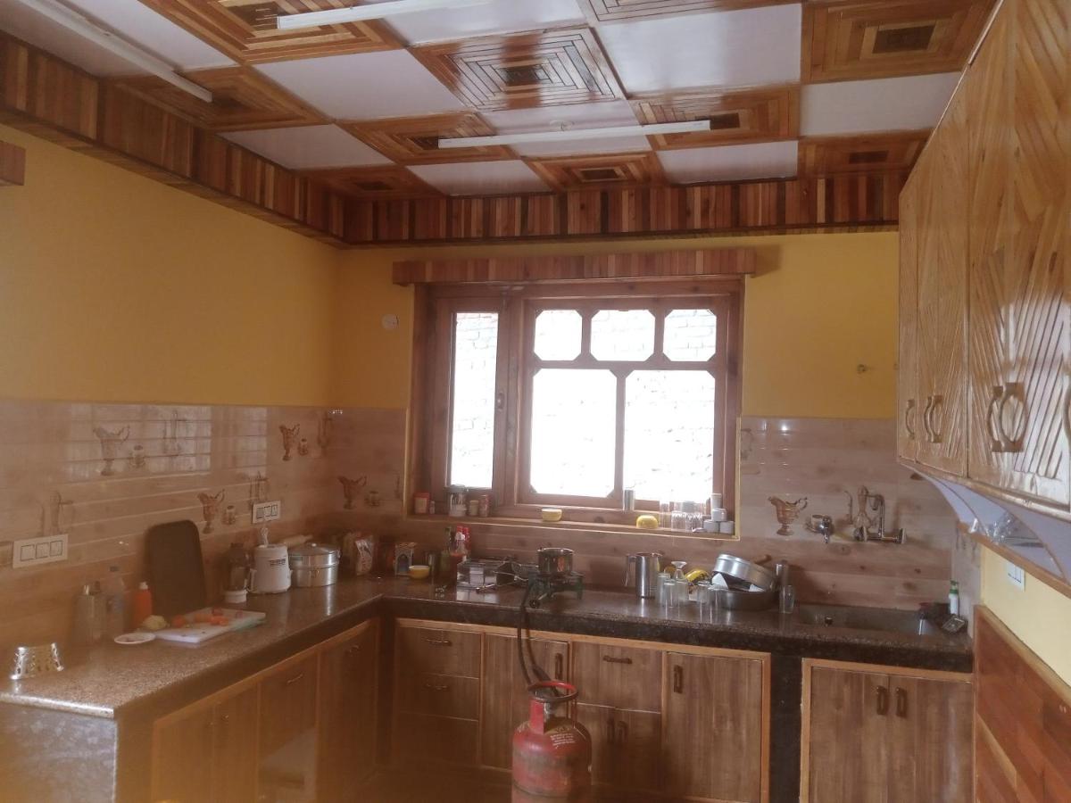 River Stone Villa - Housity