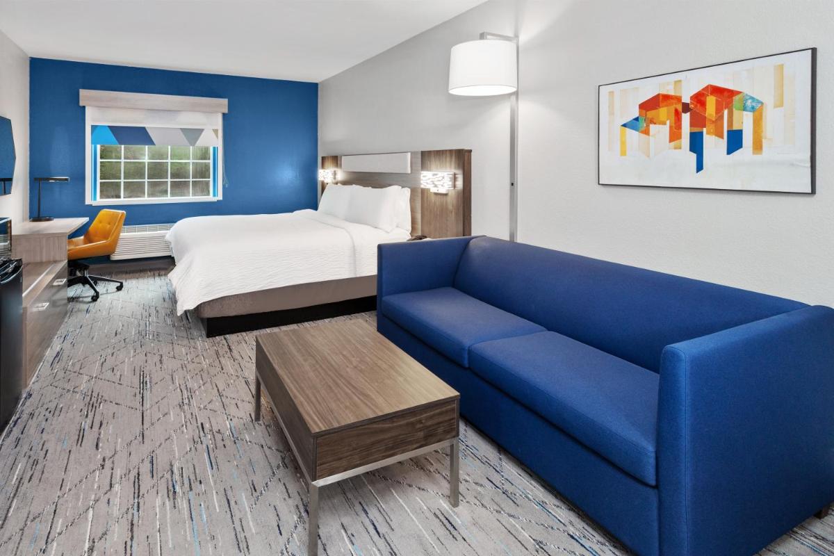 Holiday Inn Express & Suites Carmel North – Westfield, an IHG Hotel - Housity