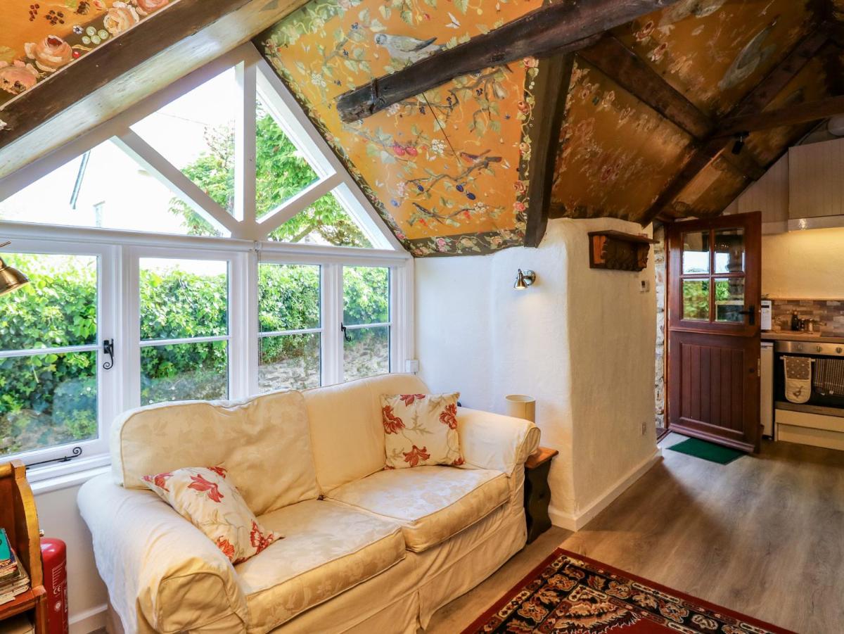 Toad Hall Cottage - Housity