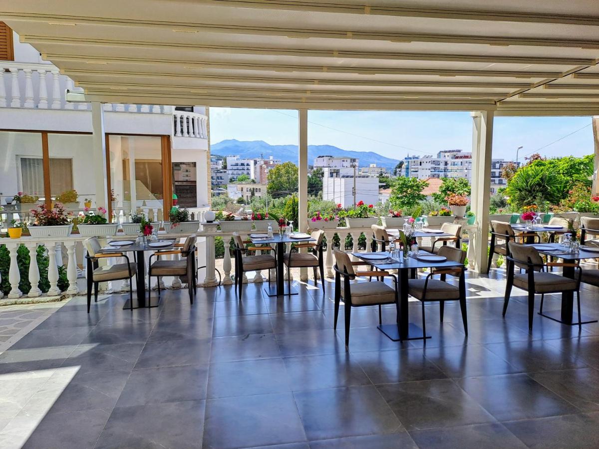 Hotel Vathi - Housity