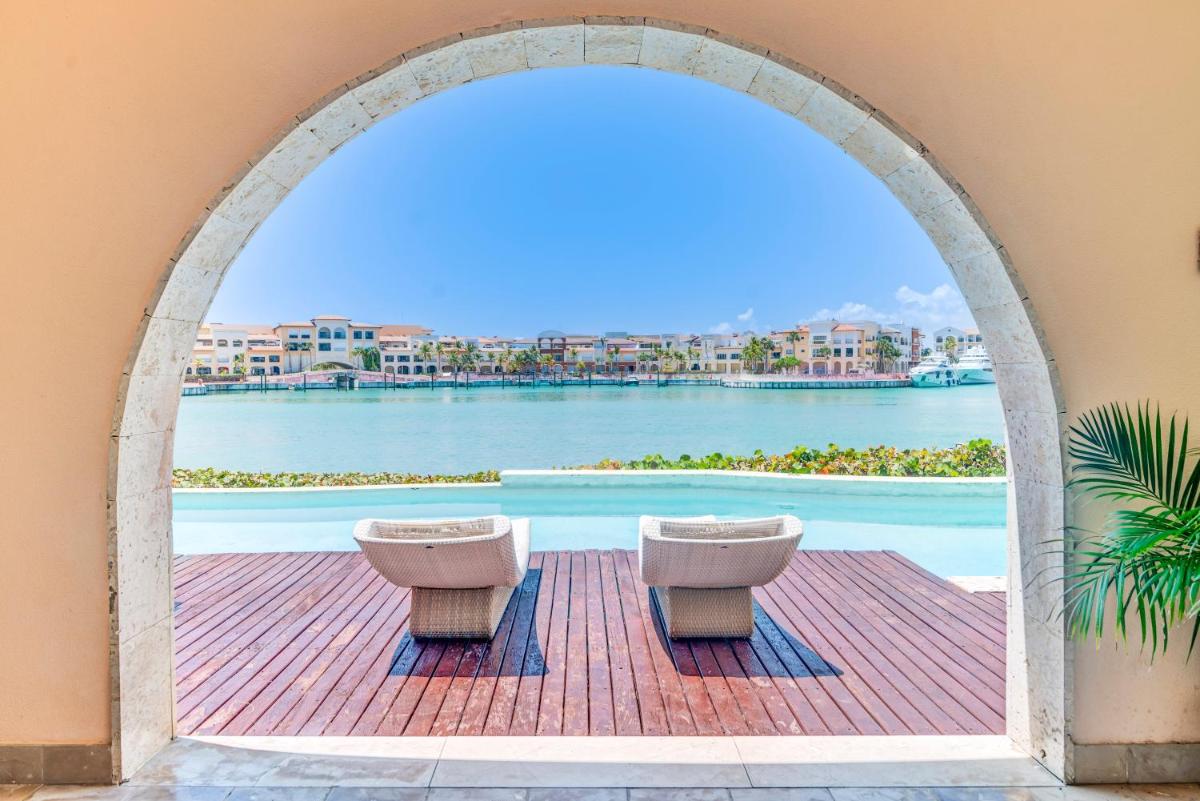 FISHING LODGE, INFINITY POOL, VISTAS A LA BAHIA - Housity