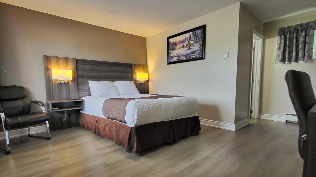 Maple Leaf Inn - Housity