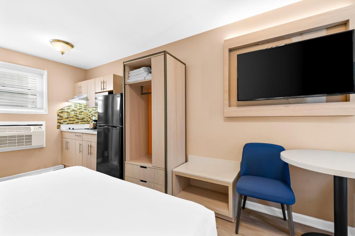 Mango Motel - Housity