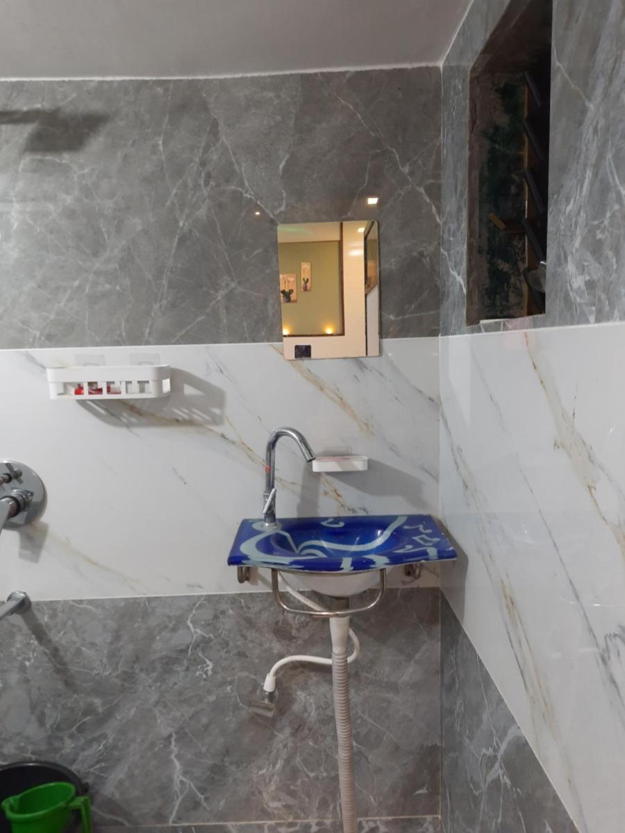 Habib Inn - Housity
