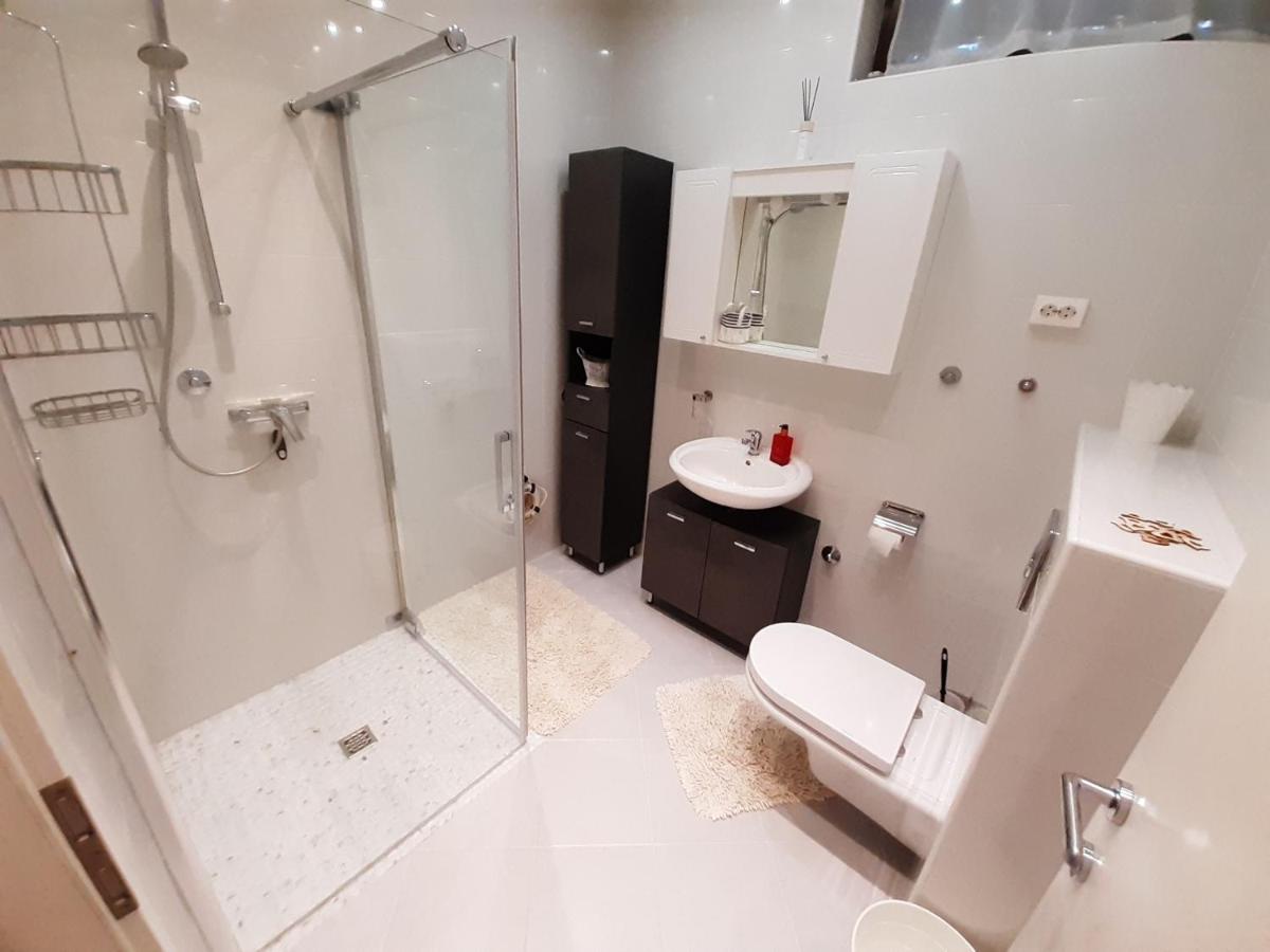 Pension Alba - Housity