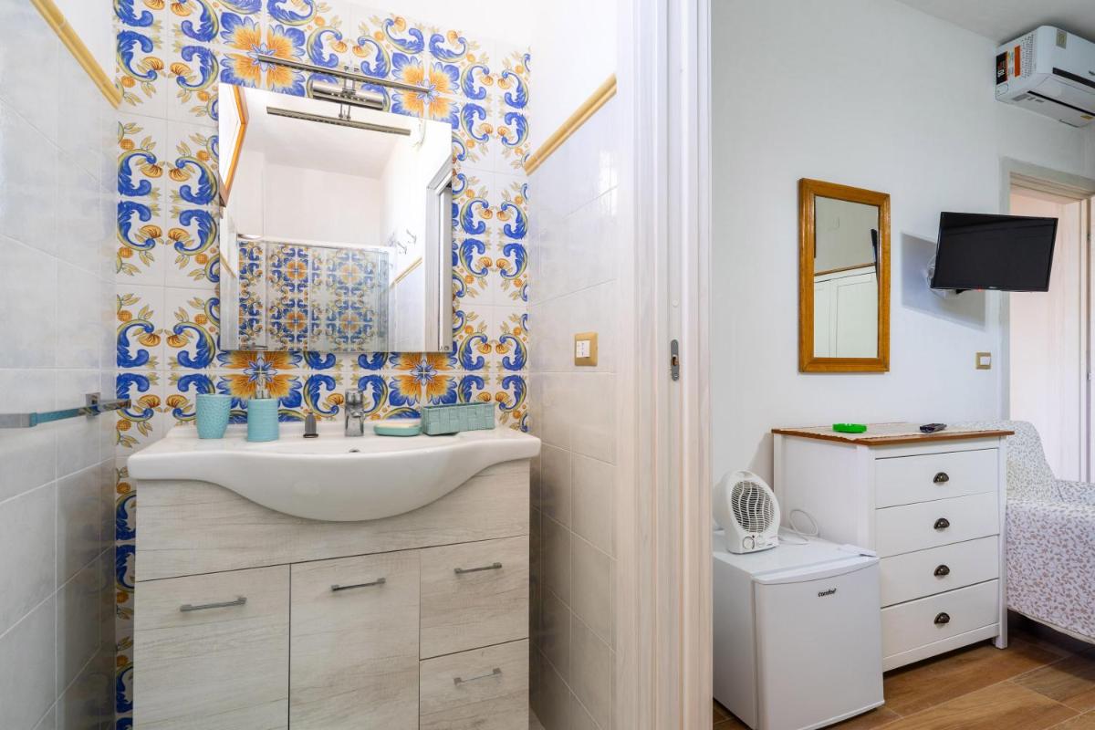 Guest House Eleonora by BarbarHouse - Housity