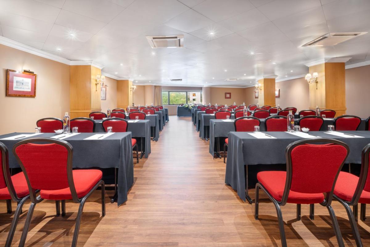 A área empresarial e/ ou a sala de conferências de Dom Pedro Lisboa Hotel, a member of Radisson Individuals