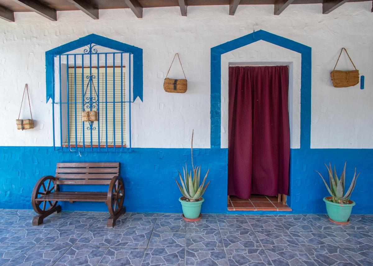 Cortijo Rural con Vistas al Mar y Silencio Natural - Housity