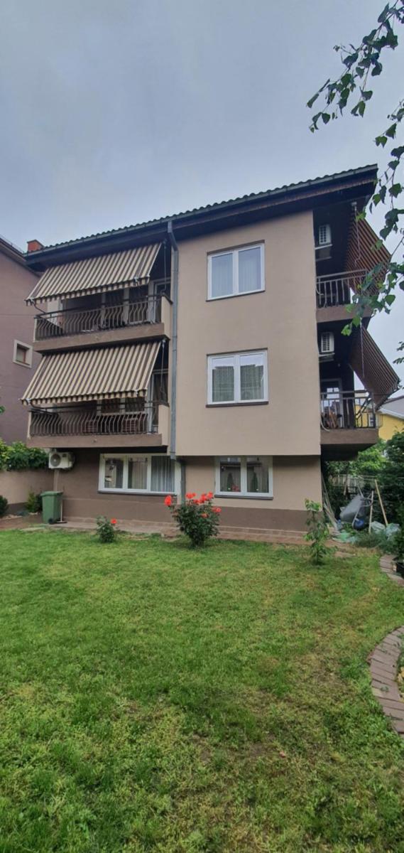 IRIS Apartments - Housity
