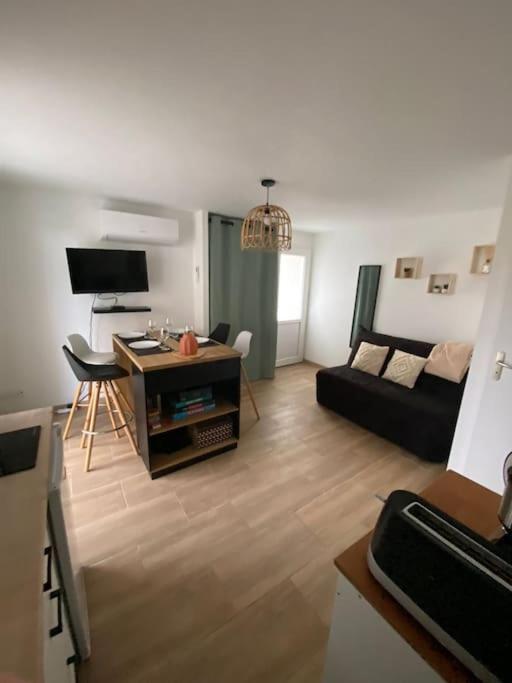 Le HappyNous, cosy, climatisé, wifi, parking privé intérieur - Housity