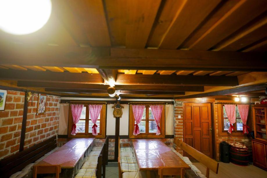 Ku?a za odmor Franka - Housity