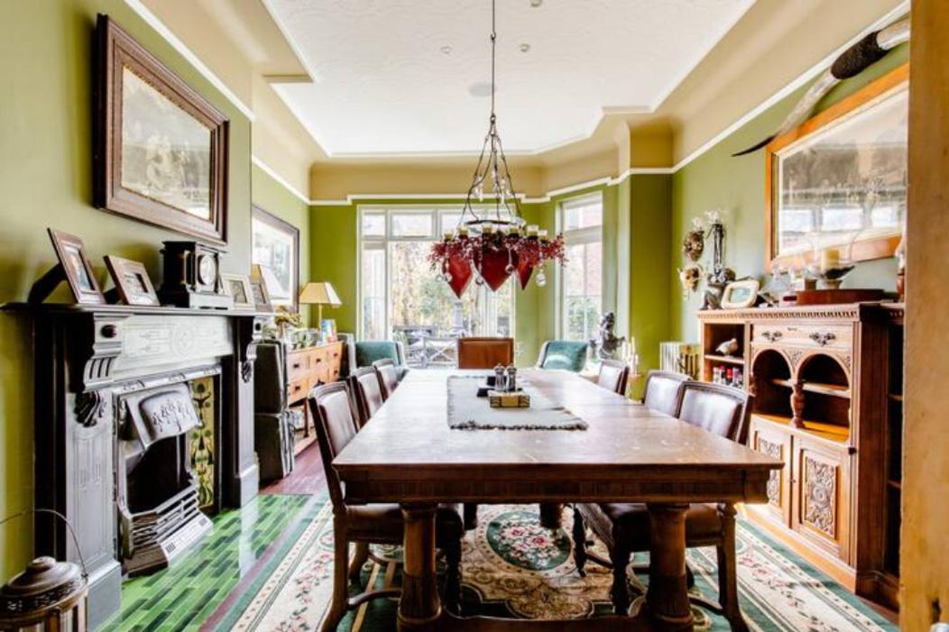 Victorian Guest House 200m from the Seafront - Housity