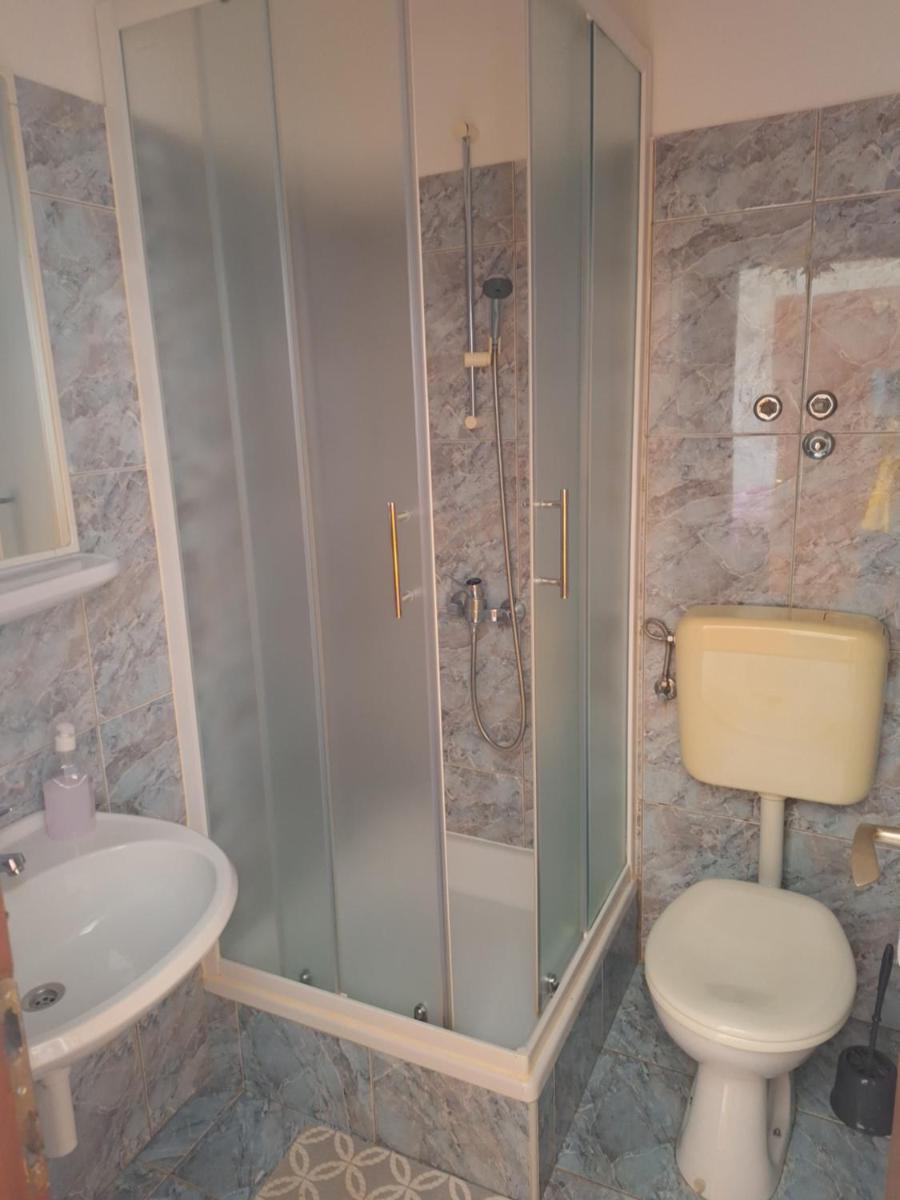 Apartmani Vesna - Housity