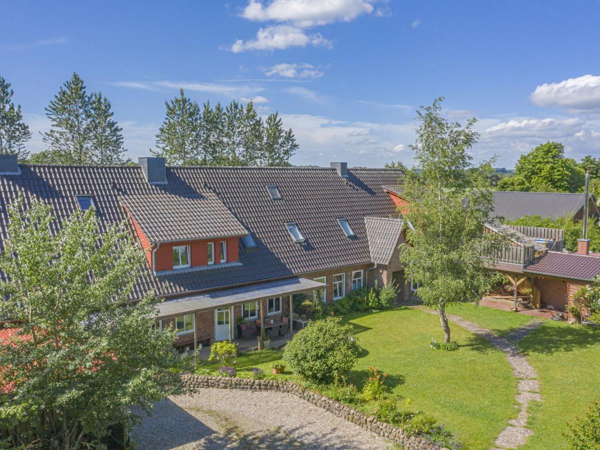 Ferienwohnung kleiner und großer Stern - Housity