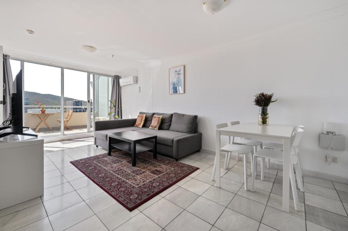 Dana- Room in a shared Duplex Apartment-3 - Housity